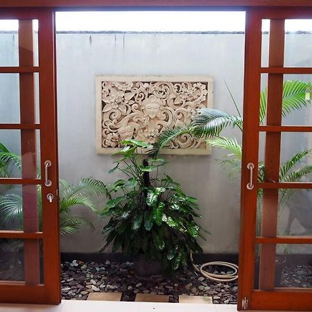 Sonti Villa Seminyak  Luaran gambar