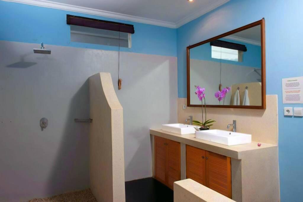 Sonti Villa Seminyak  Luaran gambar