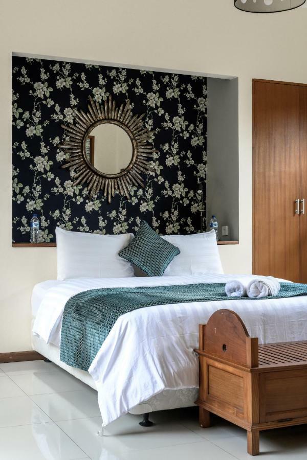 Sonti Villa Seminyak  Luaran gambar